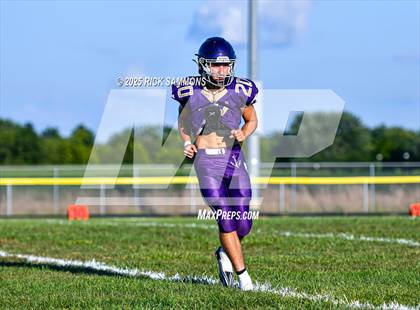 Thumbnail 1 in New London @ Millersport photogallery.