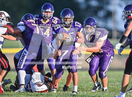 Thumbnail 1 in New London @ Millersport photogallery.