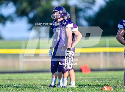 Thumbnail 2 in New London @ Millersport photogallery.