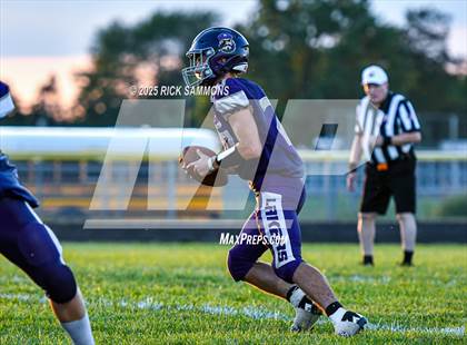 Thumbnail 3 in New London @ Millersport photogallery.