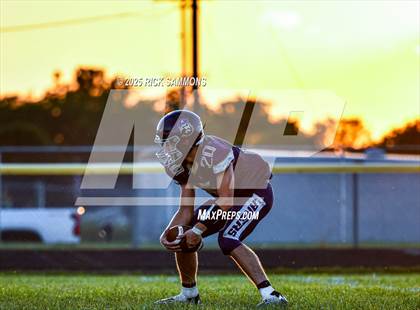 Thumbnail 2 in New London @ Millersport photogallery.