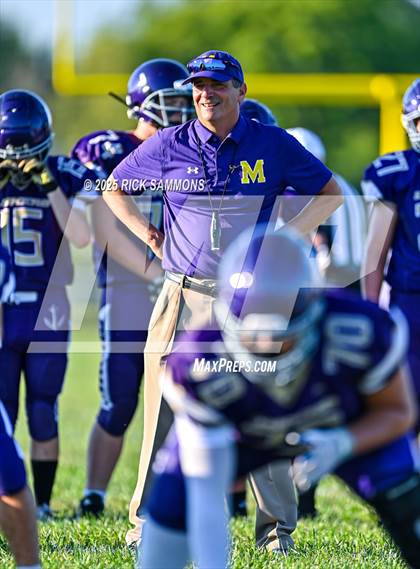 Thumbnail 1 in New London @ Millersport photogallery.