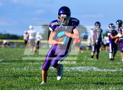 Thumbnail 1 in New London @ Millersport photogallery.