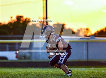 Thumbnail 3 in New London @ Millersport photogallery.