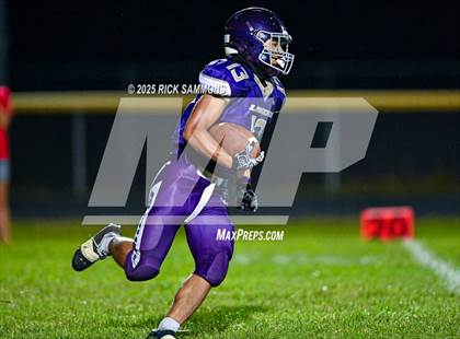 Thumbnail 1 in New London @ Millersport photogallery.