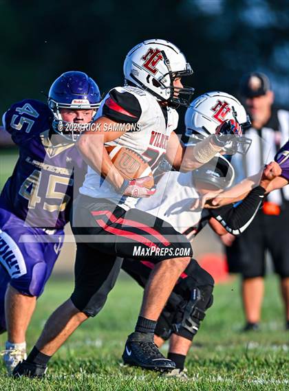 Thumbnail 2 in New London @ Millersport photogallery.