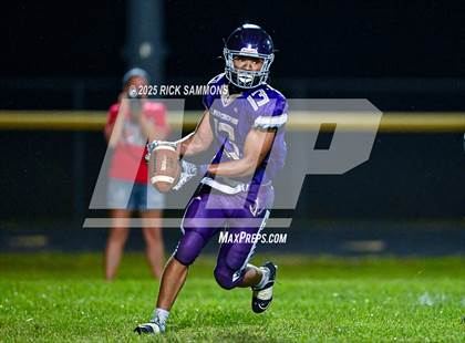 Thumbnail 2 in New London @ Millersport photogallery.