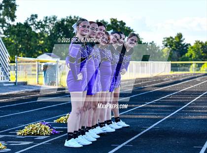 Thumbnail 1 in New London @ Millersport photogallery.