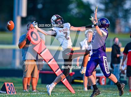 Thumbnail 1 in New London @ Millersport photogallery.
