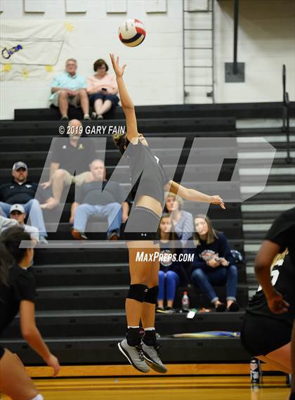 Thumbnail 1 in East Hamilton @ Hixson photogallery.