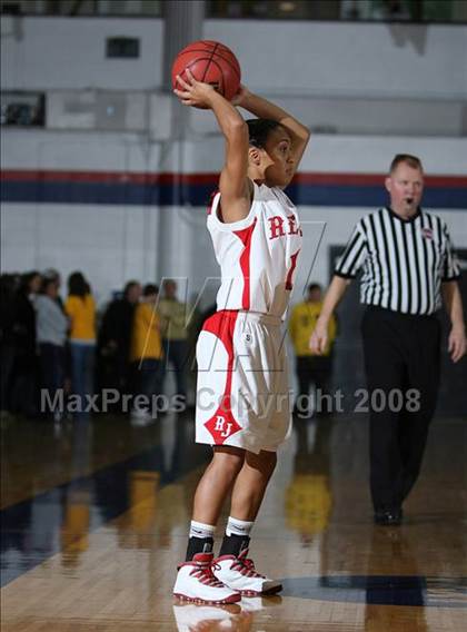 Thumbnail 2 in Regis Jesuit @ Mullen photogallery.