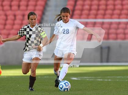 Thumbnail 3 in Fremont vs. Davis (UHSAA 5A Final) photogallery.