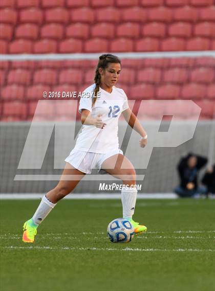 Thumbnail 3 in Fremont vs. Davis (UHSAA 5A Final) photogallery.
