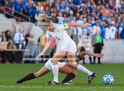 Thumbnail 1 in Fremont vs. Davis (UHSAA 5A Final) photogallery.