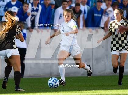 Thumbnail 1 in Fremont vs. Davis (UHSAA 5A Final) photogallery.