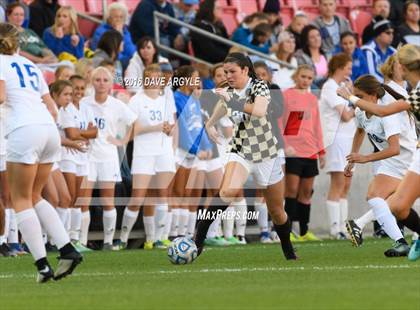 Thumbnail 2 in Fremont vs. Davis (UHSAA 5A Final) photogallery.