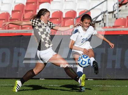 Thumbnail 1 in Fremont vs. Davis (UHSAA 5A Final) photogallery.