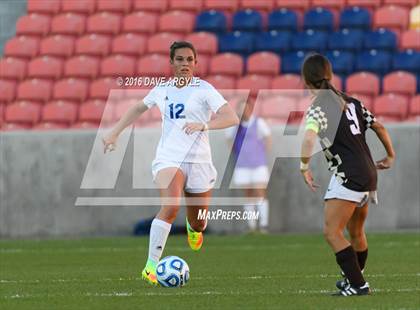 Thumbnail 1 in Fremont vs. Davis (UHSAA 5A Final) photogallery.