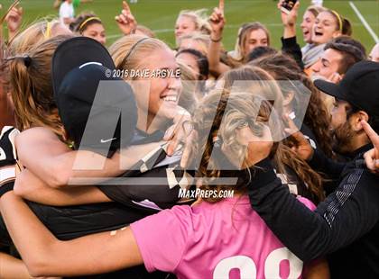 Thumbnail 2 in Fremont vs. Davis (UHSAA 5A Final) photogallery.