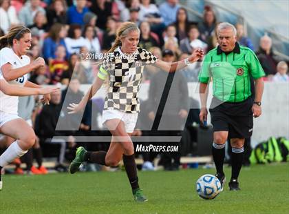 Thumbnail 2 in Fremont vs. Davis (UHSAA 5A Final) photogallery.