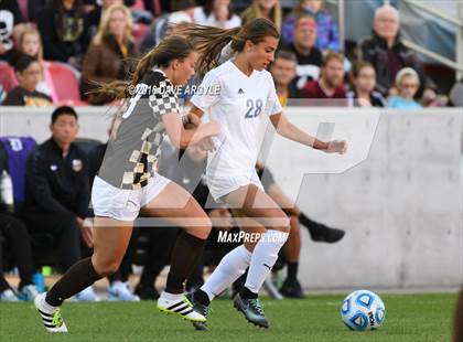 Thumbnail 2 in Fremont vs. Davis (UHSAA 5A Final) photogallery.