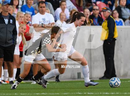 Thumbnail 2 in Fremont vs. Davis (UHSAA 5A Final) photogallery.