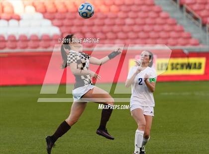Thumbnail 2 in Fremont vs. Davis (UHSAA 5A Final) photogallery.