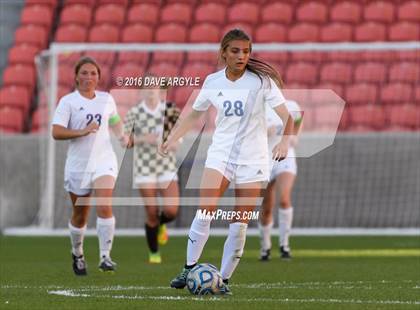 Thumbnail 3 in Fremont vs. Davis (UHSAA 5A Final) photogallery.