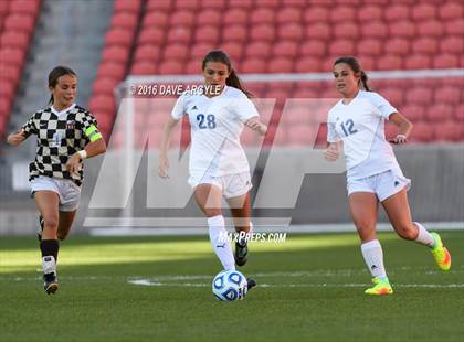 Thumbnail 2 in Fremont vs. Davis (UHSAA 5A Final) photogallery.