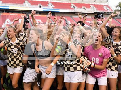 Thumbnail 2 in Fremont vs. Davis (UHSAA 5A Final) photogallery.