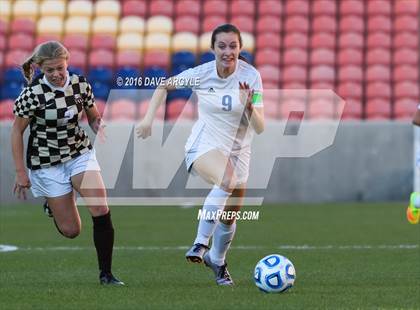 Thumbnail 3 in Fremont vs. Davis (UHSAA 5A Final) photogallery.
