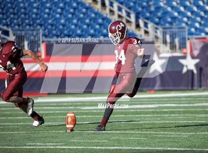 Thumbnail 2 in Leicester vs. Abington (MIAA D7 Final) photogallery.