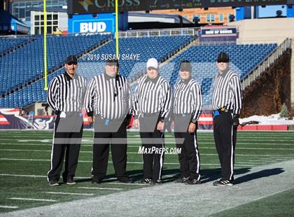 Thumbnail 1 in Leicester vs. Abington (MIAA D7 Final) photogallery.