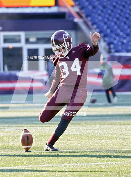 Thumbnail 1 in Leicester vs. Abington (MIAA D7 Final) photogallery.