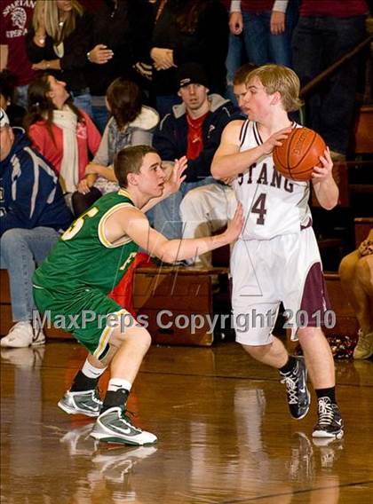 Thumbnail 3 in Bishop Feehan @ Bishop Stang photogallery.