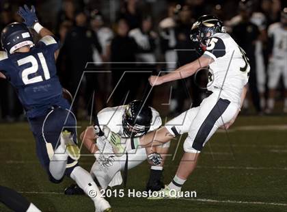 Thumbnail 2 in Calvary Chapel vs. Canyon photogallery.