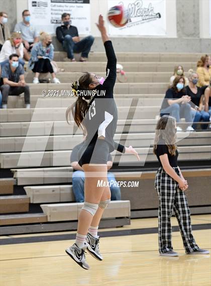 Thumbnail 1 in Foothill @ Aliso Niguel photogallery.