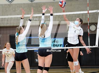 Thumbnail 3 in Foothill @ Aliso Niguel photogallery.