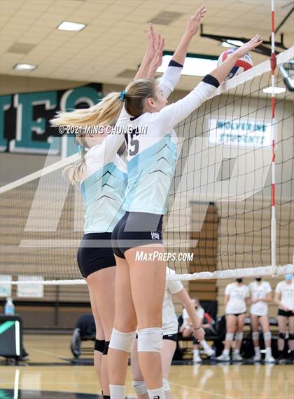 Thumbnail 1 in Foothill @ Aliso Niguel photogallery.