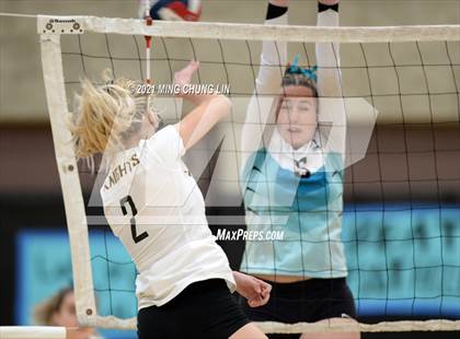 Thumbnail 2 in Foothill @ Aliso Niguel photogallery.