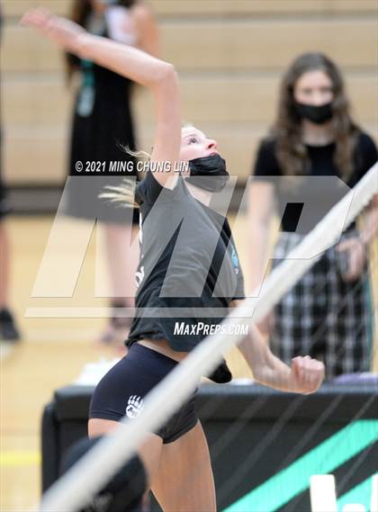 Thumbnail 2 in Foothill @ Aliso Niguel photogallery.