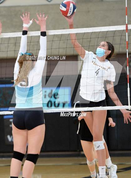 Thumbnail 2 in Foothill @ Aliso Niguel photogallery.