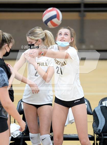 Thumbnail 2 in Foothill @ Aliso Niguel photogallery.