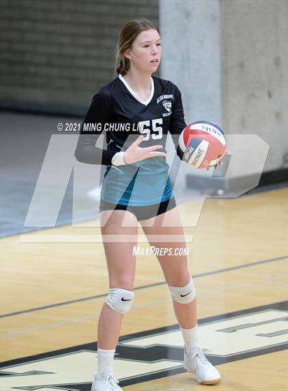 Thumbnail 1 in Foothill @ Aliso Niguel photogallery.