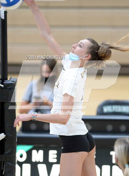 Thumbnail 3 in Foothill @ Aliso Niguel photogallery.