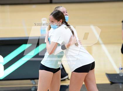 Thumbnail 3 in Foothill @ Aliso Niguel photogallery.