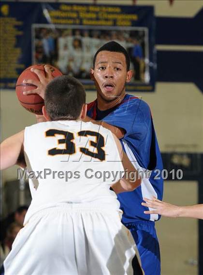 Thumbnail 1 in Folsom vs. Oak Ridge (Trojan Toss-Up) photogallery.