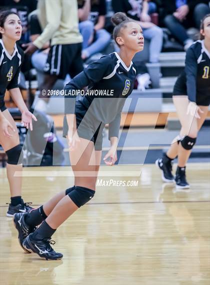 Thumbnail 1 in Wylie vs Lakeview Centennial photogallery.