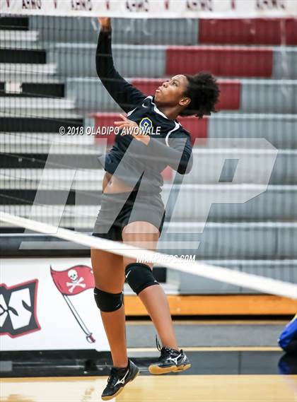 Thumbnail 1 in Wylie vs Lakeview Centennial photogallery.