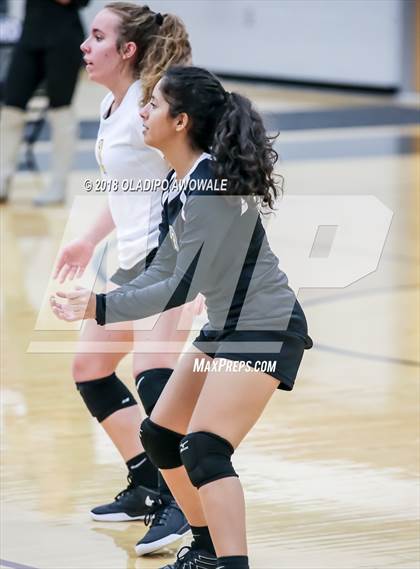 Thumbnail 1 in Wylie vs Lakeview Centennial photogallery.